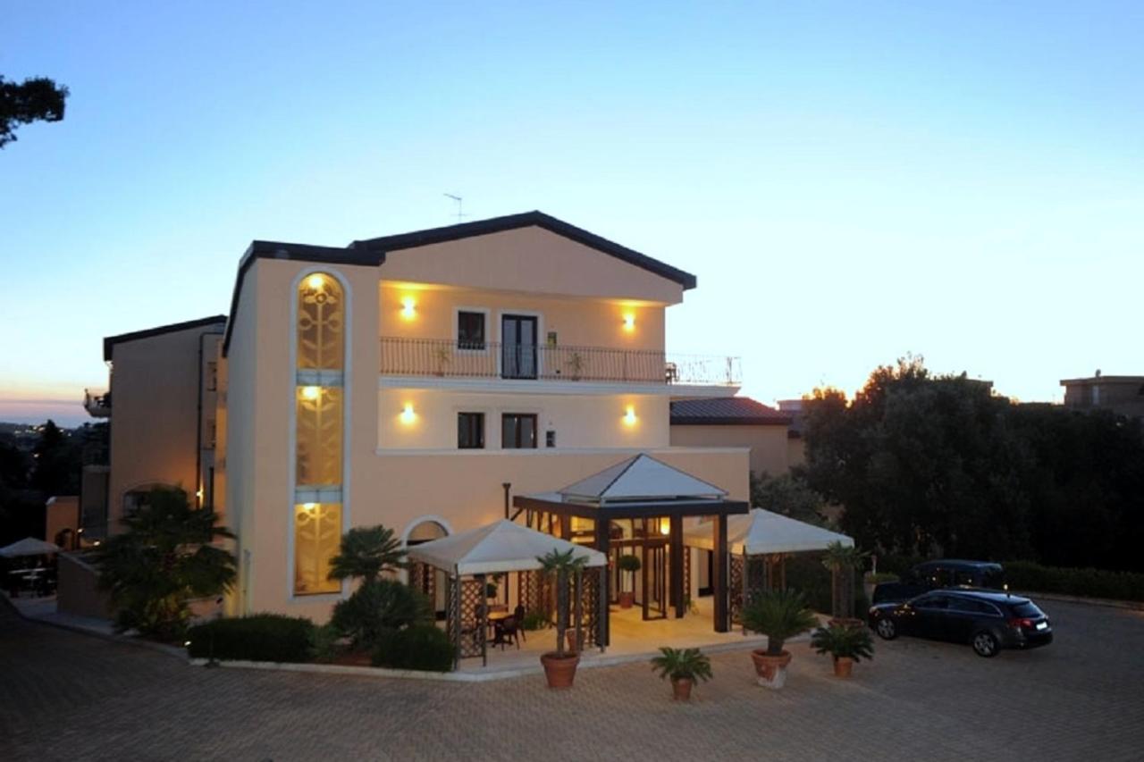 Hotel Villa Rosa 마르티나프란카 외부 사진