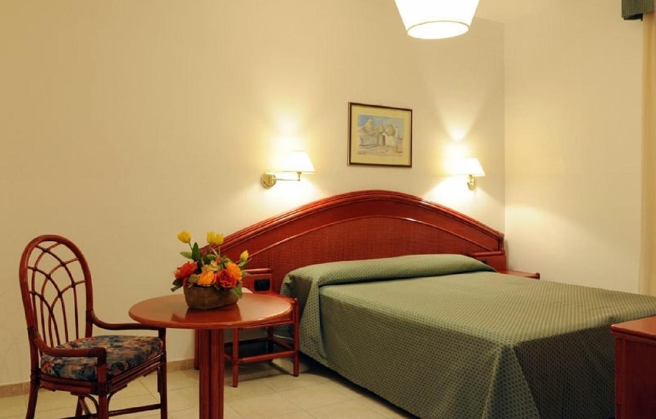 Hotel Villa Rosa 마르티나프란카 외부 사진
